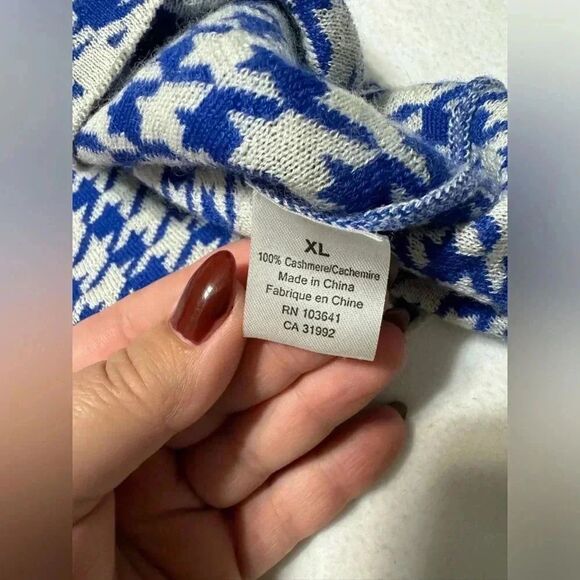 Kier + J 100% Cashmere Sweater | Blue and White Houndsthooth print | Size xl - Picture 8 of 11